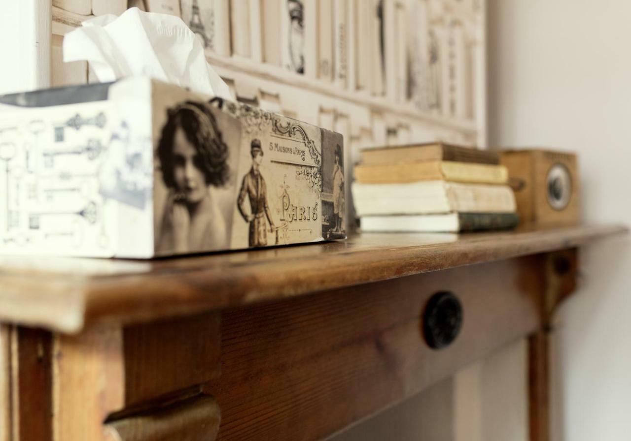 Aux Petits Bonheurs Hotel La Gorgue Kültér fotó