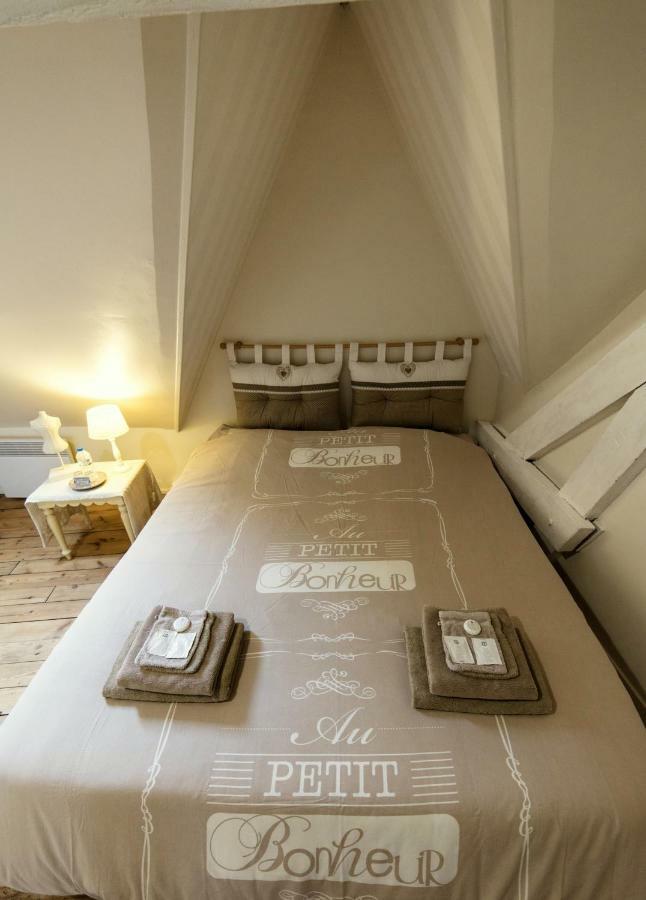 Aux Petits Bonheurs Hotel La Gorgue Kültér fotó